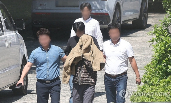 Vụ thi thể trong thùng xi măng chấn động Hàn Quốc: Nghi phạm đầu tiên bị bắt, chi tiết ở bàn tay nạn nhân gây phẫn nộ