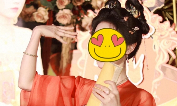 'Búp bê cổ trang' của màn ảnh Hoa ngữ đẹp đến phong thần, gương mặt 360 độ không góc chết gây náo loạn MXH