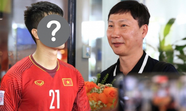 Một trung vệ nổi tiếng sở hữu nhà lầu, xe hơi sự nghiệp từng lận đận vì chấn thương, nay trở lại sáng bừng cửa lên ĐT Việt Nam