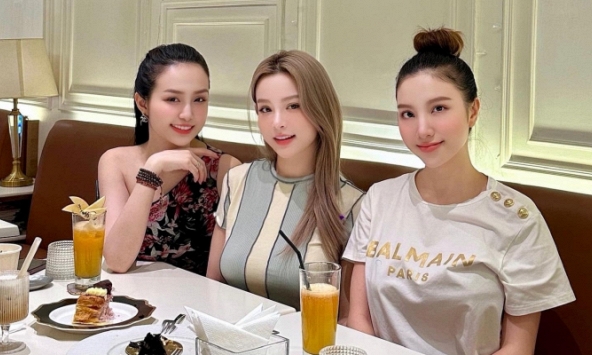 Vợ Tuấn Hưng 'mở cuộc họp' phú bà miền Bắc, thần thái thế nào sau ồn ào đóng MV với Duy Mạnh?