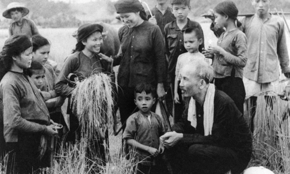 134 năm Ngày sinh Chủ tịch Hồ Chí Minh: Tháng Năm nhớ Bác