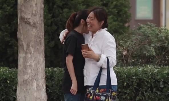 Phụ huynh lo ngược lo xuôi sau khi xem tỷ lệ chọi vào 4 trường chuyên hot nhất Hà Nội: Cuộc đua này sao khốc liệt quá!