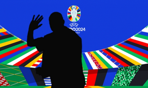 Tuyển thủ Pháp đi giày cao gót lên tập trung Euro 2024, người gây chú ý nhất lại mặc bộ trang phục bất ngờ