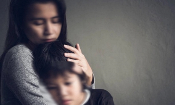 Đang làm thì nhận điện thoại của vợ báo tin sốc óc khiến tôi bủn rủn tay chân: Nguyên nhân từ mảnh giấy chi chít chữ