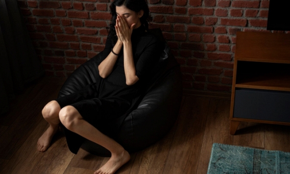 Dốc hết ruột gan cho nhà chồng, tôi không ngờ mình lại nhận về sự lừa dối trắng trợn: Bi ai hơn cả là con số trong sổ tiết kiệm