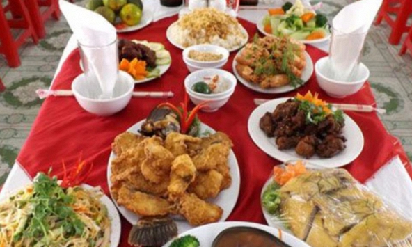 Cô dâu đăng đàn ỉ ôi '3 người đi đám cưới nhà hàng mừng tận 200k': Vậy mừng bao nhiêu mới đủ, mừng thế nào cho đẹp lòng đôi bên?