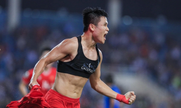 Phạm Tuấn Hải: Tiền đạo vượt qua sai lầm tuổi trẻ xuất sắc nhất tuyển Việt Nam lúc này là ai?