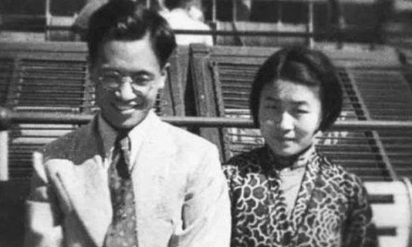 Nam sinh thi ĐH chỉ được 15 điểm, hiệu trưởng đọc bài thi vội phá tiền lệ, mời anh nhập học: 'Đây là thiên tài của đất nước!'