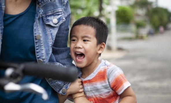 10 dấu hiệu cho thấy trẻ dễ bị ghét dù ở bất kỳ đâu do EQ thấp