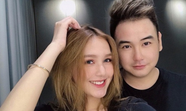 Xoài Non trước khi ly hôn từng khóc trên show, nguyên nhân là gì?