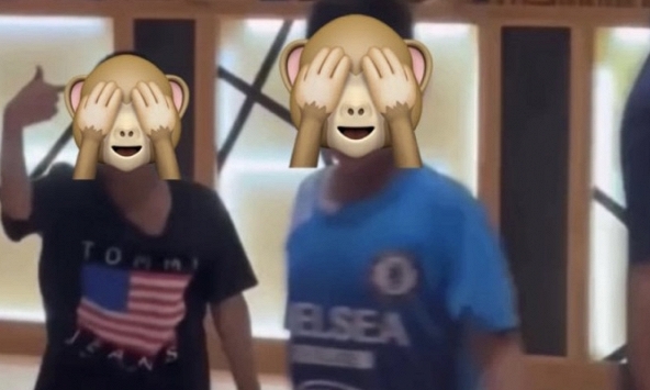 Những đứa trẻ cư xử 'lệch chuẩn' nơi công cộng và câu hỏi nhức nhối: Đằng sau chúng là kiểu bố mẹ nào?