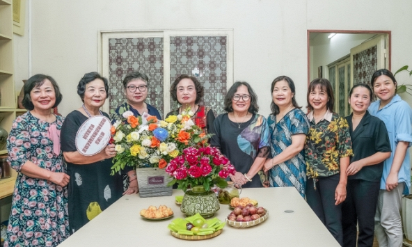 Hội Nữ trí thức Việt Nam tới thăm và chúc mừng Tạp chí Phụ nữ Mới nhân kỷ niệm 99 năm ngày Báo chí Cách mạng Việt Nam