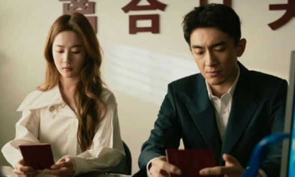 Hóa ra không phải vì chồng tồi, đây mới là người khiến Lưu Diệc Phi quyết tâm ly hôn: Biết sự thật, ai cũng bùng nổ cảm xúc