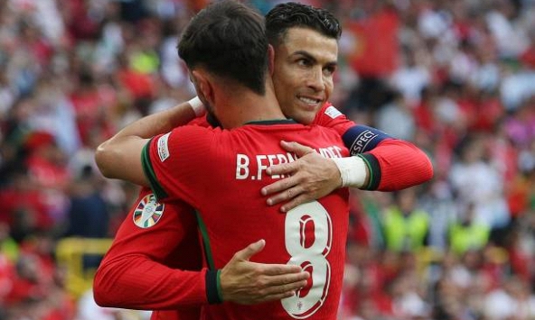 Lương 5 nghìn tỷ, Ronaldo vẫn phải mượn thứ này của đồng đội tại Euro 2024