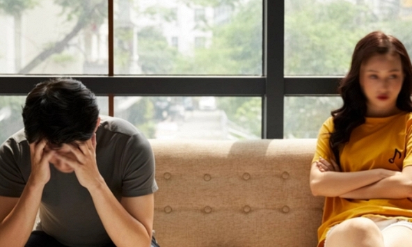 Con vừa tròn 1 tuổi thì tôi đưa đơn ly hôn trong sự kinh ngạc của chồng, tất cả vì câu anh vô tình thốt ra trước cửa phòng sinh