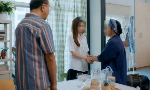 Mẹ chồng khoe lương hưu 8 triệu nhưng nhìn mâm cơm trên bàn ăn trong một lần về nhà đột ngột, vợ chồng tôi khựng cả người