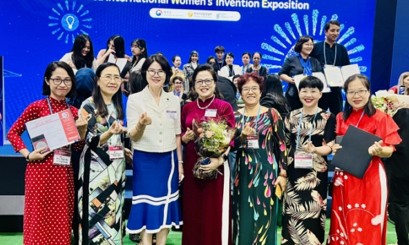  Nữ trí thức Việt Nam ghi dấu ấn tại KIWIE 2024 với 13 giải thưởng danh giá