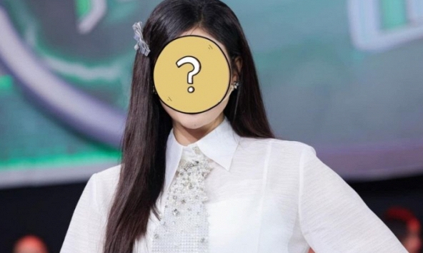 Sao nữ từng được cho là nguyên mẫu phim 'Nhà bà Nữ' khoe con trai tựa minh tinh Hàn Quốc, lộ chi tiết 'mát lòng' vì cách dạy con