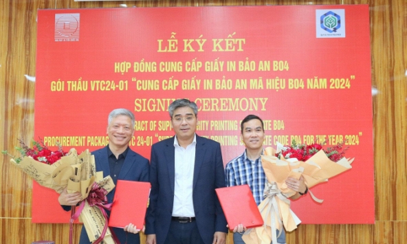 Công ty Q&T đã ký kết hợp đồng cung cấp giấy nền bảo an Polymer cho Nhà máy In tiền Quốc gia Việt Nam