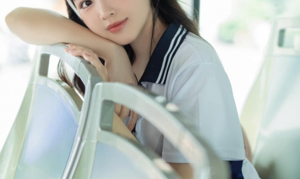 Nhiều người thắc mắc “Ơ, Lọ Lem nhà Quyền Linh không đi thi tốt nghiệp THPT hả”, đây chính là lý do tại sao