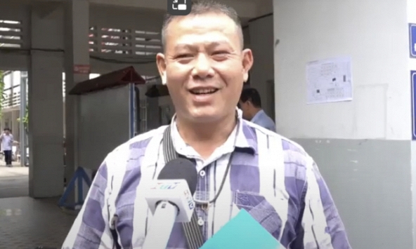 Thí sinh U50 tại điểm thi trường THPT Gò Vấp (TP.HCM) nhận xét về đề thi tổ hợp KHXH