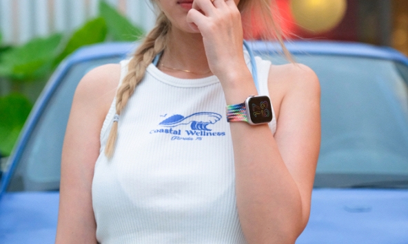 Mê mẩn với Apple Watch Pride Edition 2024: Rực rỡ sắc màu và đầy cảm xúc!