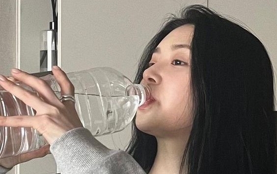 3 bất thường sau khi uống nước có thể cảnh báo 'sợi dây' sức khỏe ngắn dần, nhất định phải lưu ý