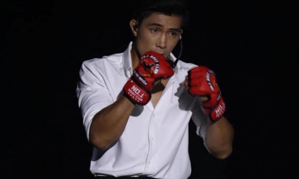 “Độc cô cầu bại” Duy Nhất debut ở Anh Trai Chông Gai, dân tình hoang mang: Hát vì anh thương em tại sao anh lại đeo găng đấm?