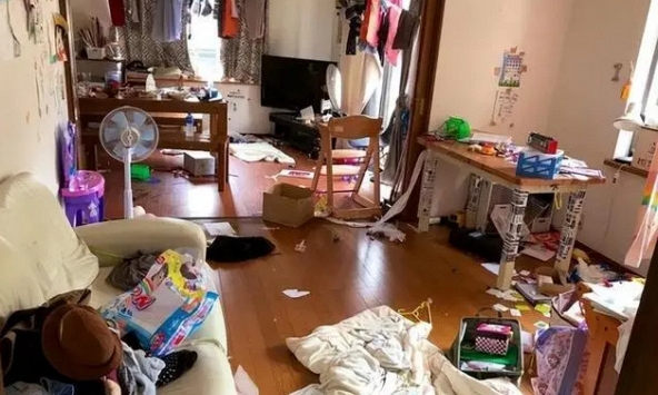 Một lần đột xuất đến nhà em dâu tương lai, tôi choáng váng vì tưởng đến nhầm bữa tiệc của những loài côn trùng và giòi bọ