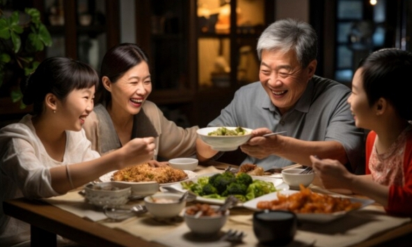 Trong cuộc họp gia đình để phân chia tài sản, tôi mạnh mẽ từ chối nhận đất đai, chỉ xin được nhận nuôi bố mẹ chồng