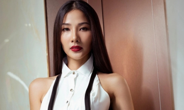 Bị 1 nàng hậu 'hất cẳng' ra khỏi ghế Ban giám khảo, Hoàng Thùy gọi luôn đối phương là 'rắn'