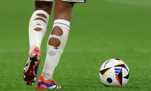 Vì sao lương nghìn tỷ, dàn sao tuyển Anh vẫn đi tất rách tại Euro 2024?