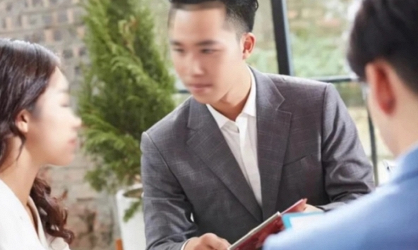 Sau ngày bác hàng xóm mất, tôi bàng hoàng khi biết bản thân có tên trong di chúc nhà bác ấy