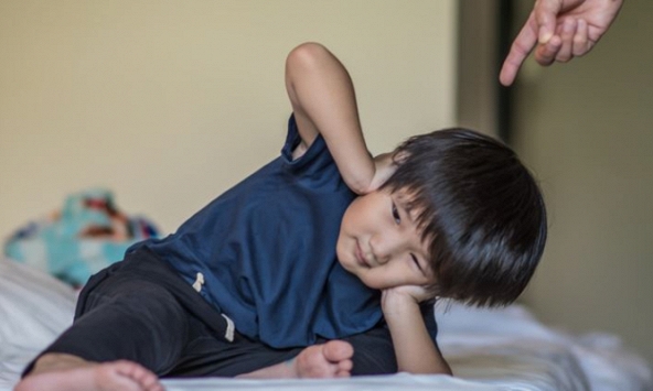 Chuyên gia tâm lý chỉ rõ những hành động 'báo hiệu sự thông minh' của con khiến cha mẹ khó chịu