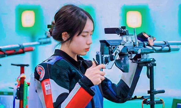 Lê Thị Mộng Tuyền - xạ thủ 2k3 Việt Nam thi đấu Olympic Paris 2024: VĐV súng trường đầu tiên của Việt Nam có vé dự Olympic 