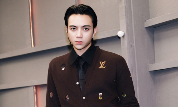 SOOBIN khuyên các nghệ sĩ trẻ 'hãy biết giữ mình', thấy 1 gương mặt Gen Z như phiên bản nâng cấp của mình