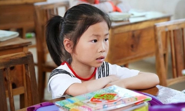 Theo dõi 68 đứa trẻ trong 20 năm, chuyên gia phát hiện: 1 yếu tố không ngờ khiến cha mẹ đẩy cuộc đời con cái vào 'ngõ cụt'