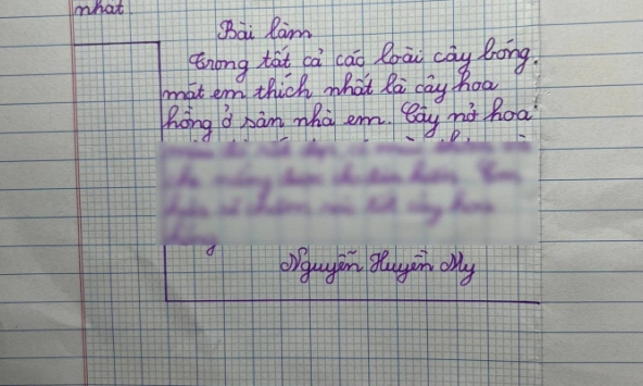 Đang làm văn tả cây hoa hồng thì giữa chừng phát hiện bị lạc đề, học sinh tiểu học có màn 'bẻ lái' không thể tưởng tượng nổi