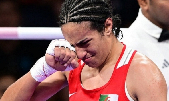 Nữ võ sĩ oà khóc nức nở, ấm ức khi bị ngờ vực chuyển giới ở Olympic, tuyên bố đanh thép khi giành huy chương: “Tôi là phụ nữ”