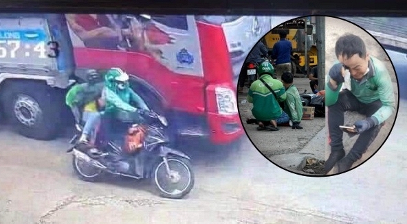 Clip đau lòng: Tài xế xe ôm khóc nức nở sau khi 2 mẹ con hành khách bị xe tải cán tử vong