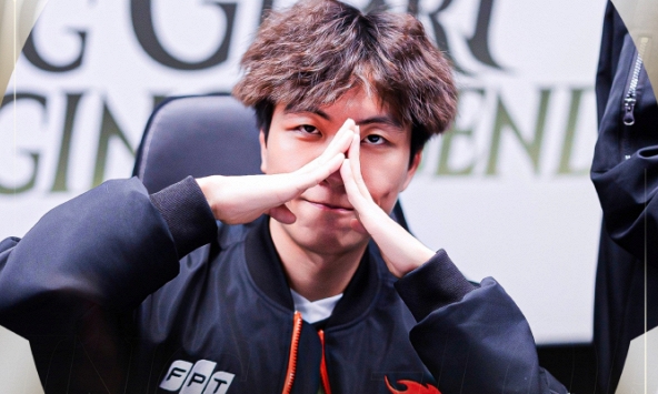 FPT Flash thắng đậm, Saigon Phantom thua trắng 0-3, chuyện gì đây?