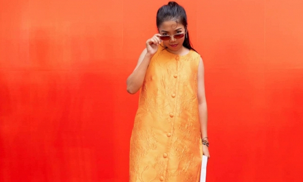 Huỳnh Như gây sốt khi trang điểm đậm, mặc váy xinh đẹp dự show thời trang