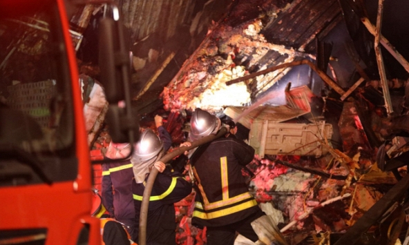 2 chiến sĩ bị thương trong vụ cháy quán bar ở Phó Đức Chính, xác định nguyên nhân ban đầu