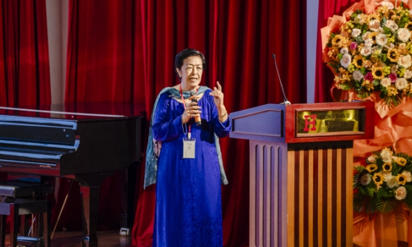 Bà Tôn Nữ Thị Ninh khởi xướng và chủ trì 'Diễn đàn Việt Nam: Thời Khắc Việt': Vốn quý nhất của Việt Nam là con người Việt!