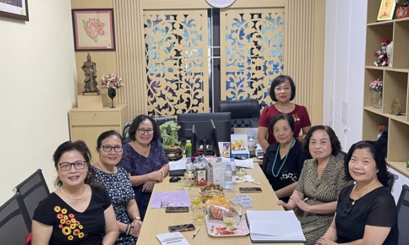 Chủ tịch Hiệp hội Hữu nghị Malaysia -Việt Nam thăm và làm việc với Hội Nữ trí thức Việt Nam