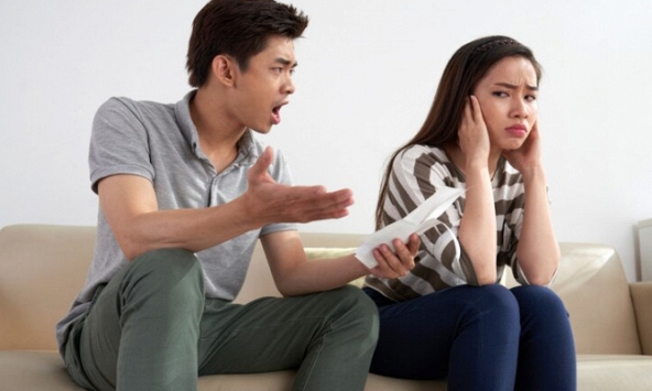 Khám tiền sinh sản biết chuyện quá khứ của tôi, chồng chưa cưới đòi hủy hôn, nếu không tôi phải 'bồi thường' cho anh ấy 500 triệu