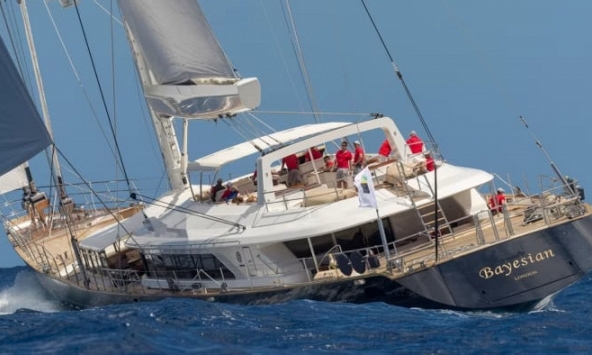 Siêu du thuyền gần 1.000 tỷ bị nhấn chìm khiến tỷ phú công nghệ và nhiều người tử vong: Hàng loạt sai lầm khó hiểu!