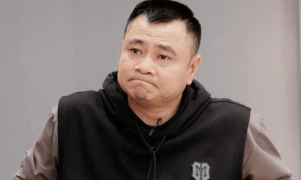 Bị nhiều người công kích, NSND Tự Long nổi giận