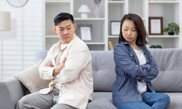 Thấy con càng lớn càng không giống mình, tôi lén đi xét nghiệm ADN, một tuần sau thì nhận cái kết ngoài sức tưởng tượng