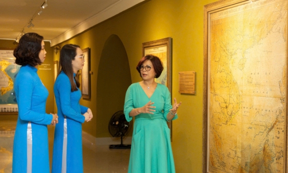 Phục chế những tư liệu bản đồ quý về vùng biển Việt Nam